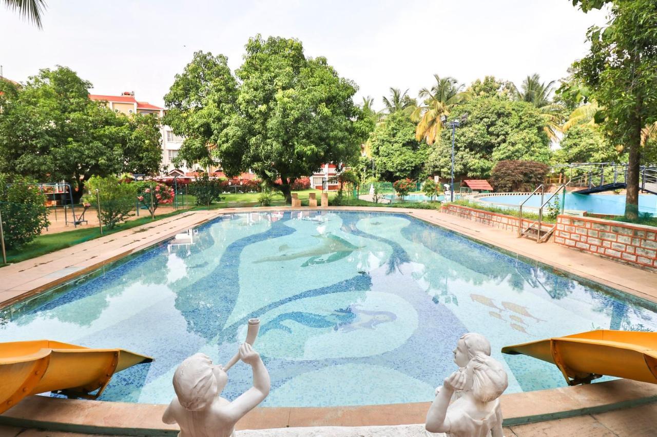 Palette - Holiday Palms Hotel Bangalore Eksteriør billede